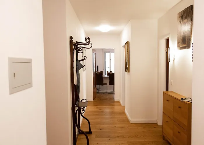 Am Gallerturm Mit Seeblick ユーバーリンゲン